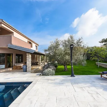 Trabakul Zadarvillas