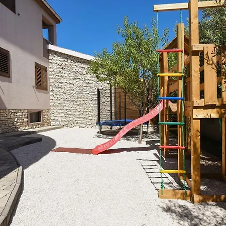 Vila Trabakul Zadarvillas Ražanac