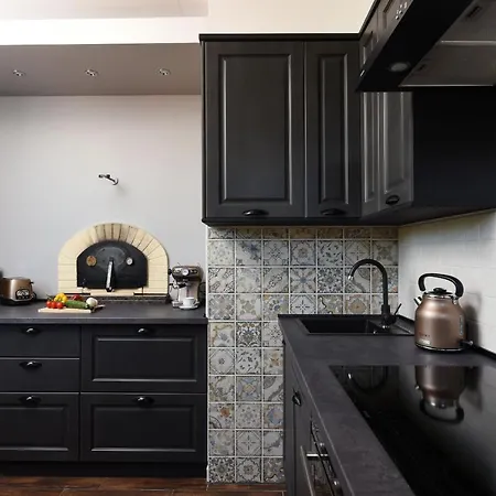 Trabakul Zadarvillas *