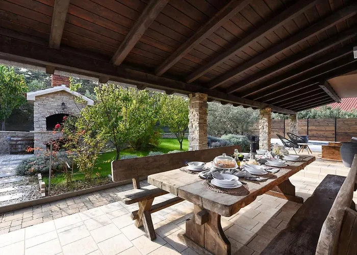 Trabakul Zadarvillas וילה *