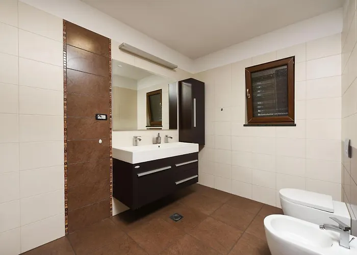 Trabakul Zadarvillas