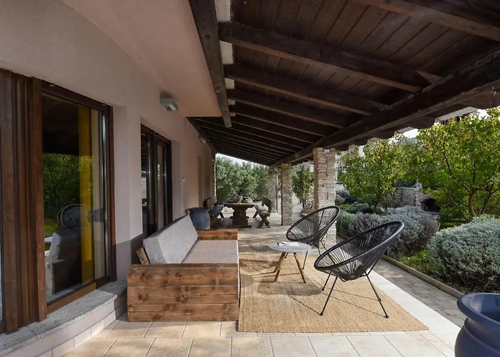 Trabakul Zadarvillas Vila Ražanac