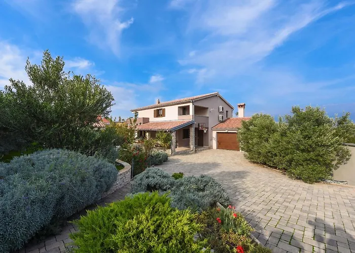 Trabakul Zadarvillas וילה *