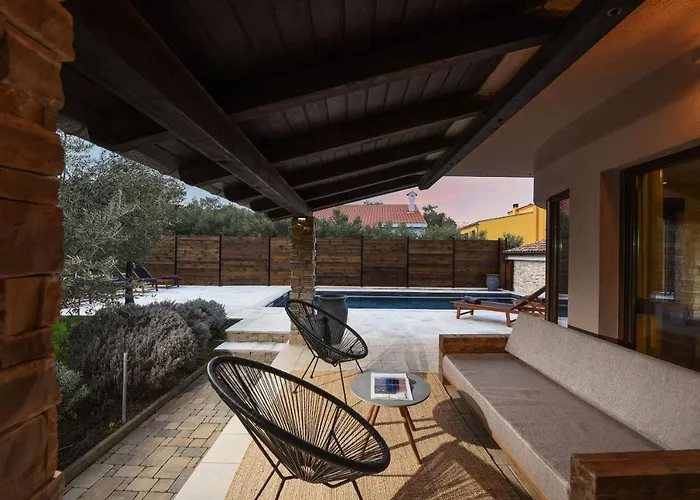 Trabakul Zadarvillas Vila