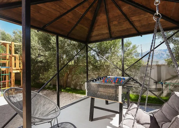 Trabakul Zadarvillas *