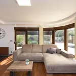 Trabakul Zadarvillas *