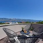 Trabakul Zadarvillas