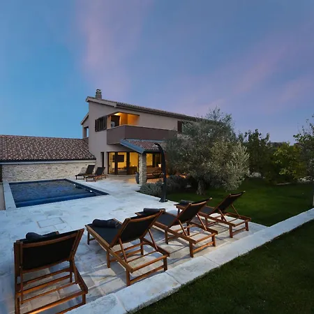 Trabakul Zadarvillas Ražanac