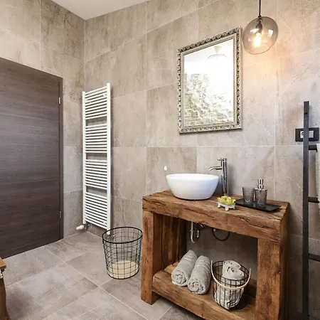 ヴィラ Trabakul Zadarvillas *