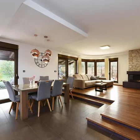 ヴィラ Trabakul Zadarvillas Ražanac